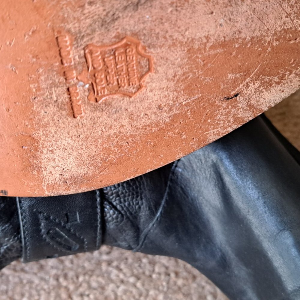 Leather boots - Picture 4 of 4